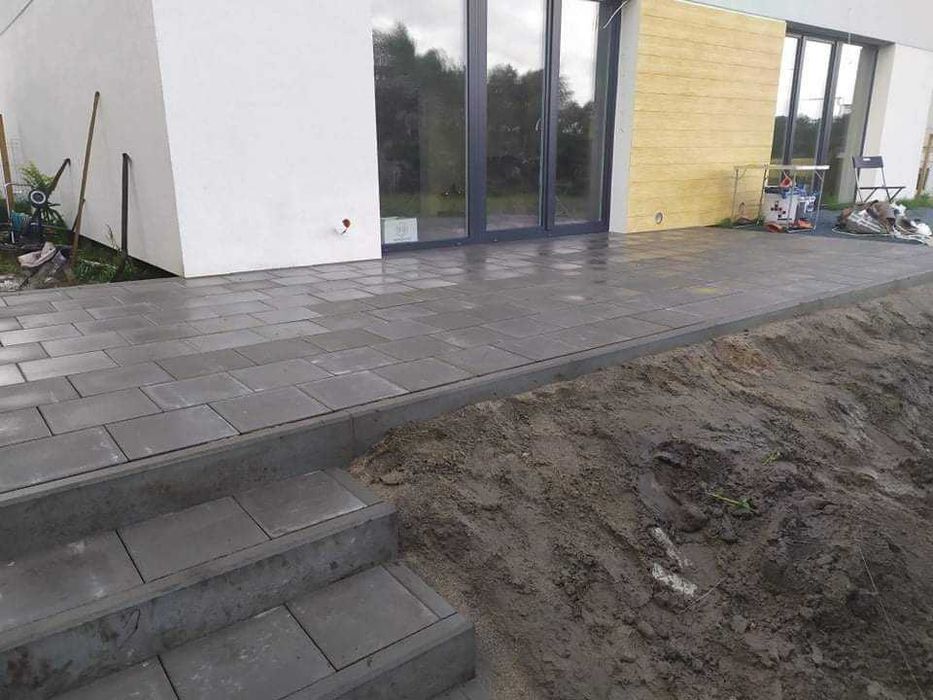 Układanie kostki brukowej