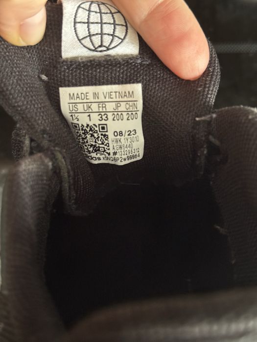 Кроссовки adidas 33 розмір
