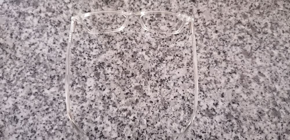 Óculos de sol marca vogart novos