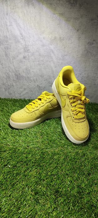 Nike Air Force 1 r 38,5