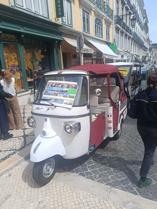 Tuk tuk Clássico Piaggio.
