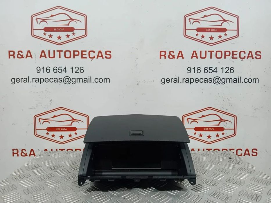 Display Mercedes Class CW204 Original