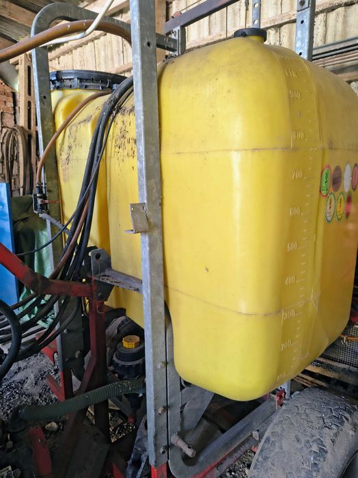 Opryskiwacz Hardi 1000l, 15m
