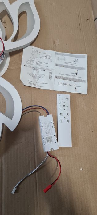Lampa led z pilotem