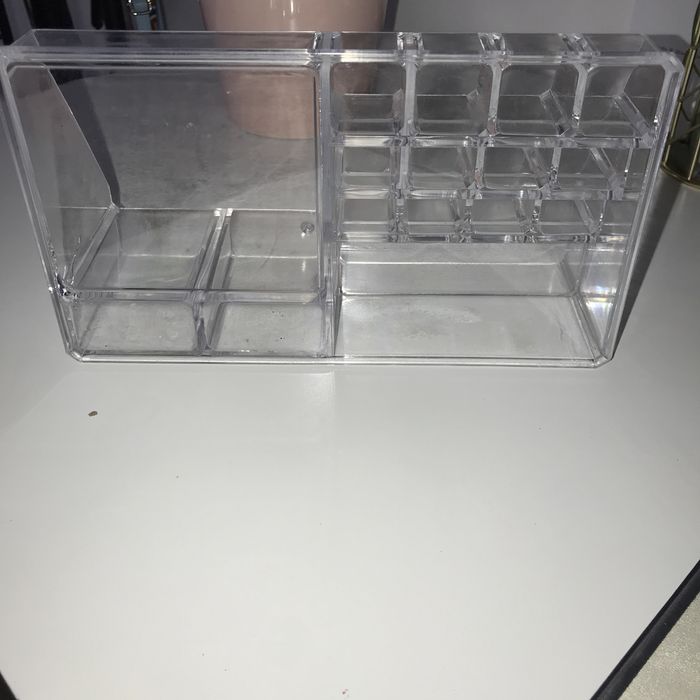 organizer na kosmetyki