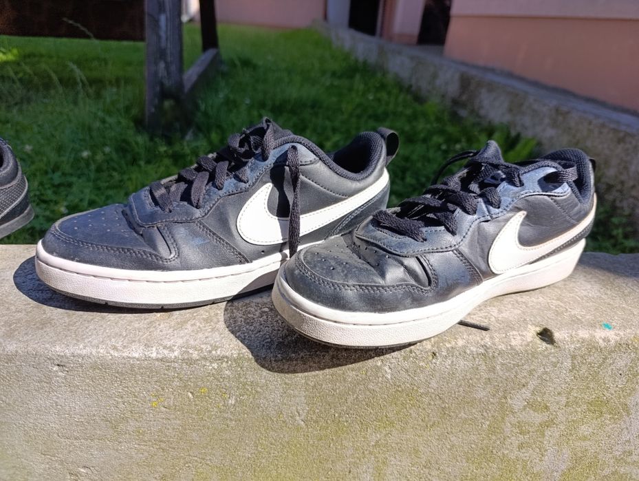 Продаю оригінальні кросівки Nike