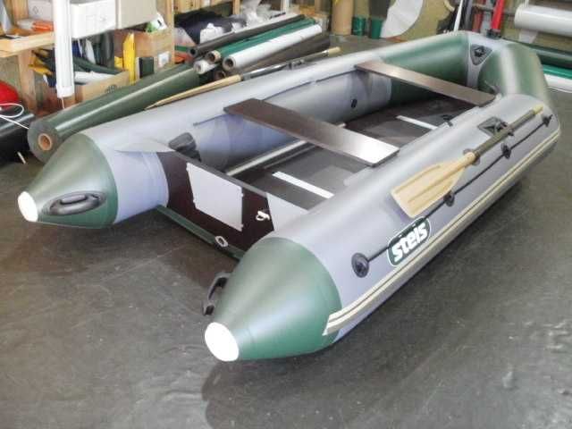 Лодка надувная моторная/гребная "Stels"