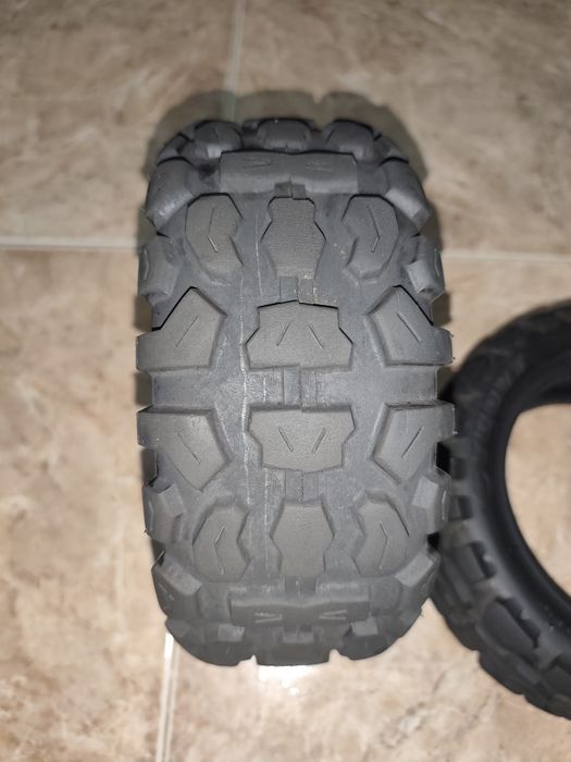 Pneus Tuovt     100/65-6.5