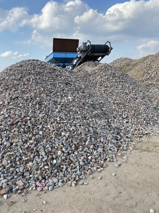 Kamień plukany 2-8, 8-16, 16-32, piasek, żwir, tłuczeń. Transport