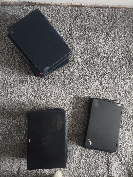 Laptopy 2w1 sprawne płyty i baterie 8gb ram Lenovo 500w Gen3 i inne