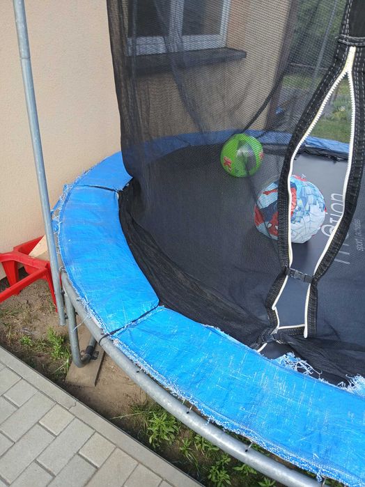Trampolina ogrodowa