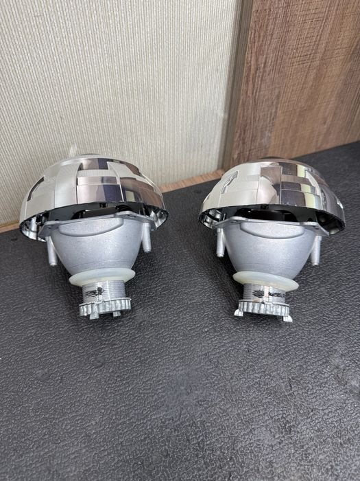 Линзы би-ксеноновые NHK 5R