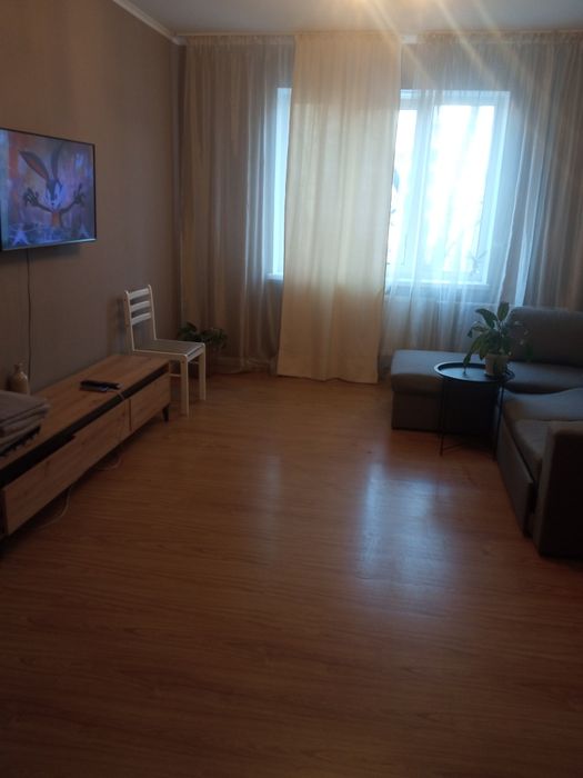 Квартира посуточно Деснянский р-н Троещина