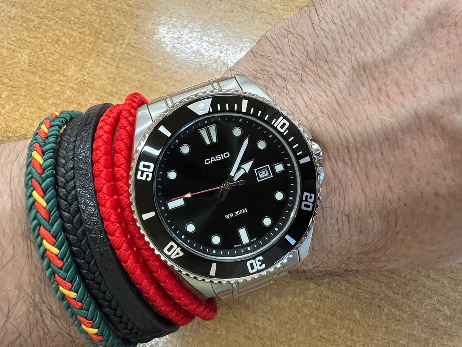 Casio MDV-107 Marlin