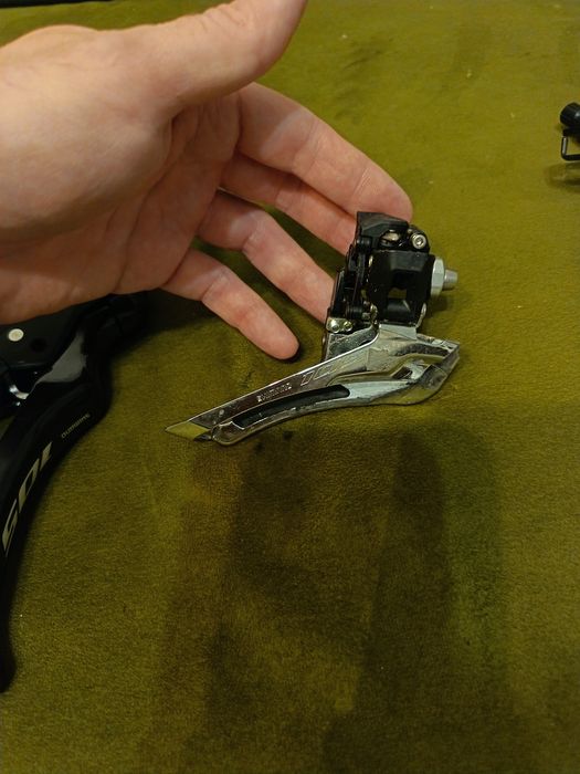 Mini grupa szosowa shimano 105 7100