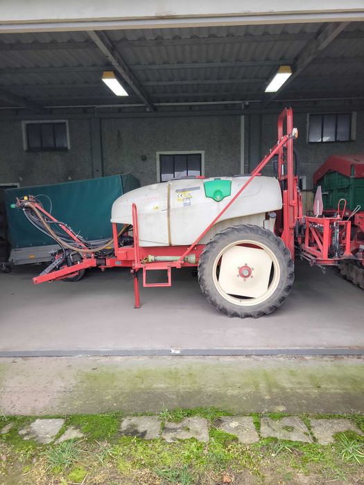 Opryskiwacz Bury Pelikan 1500l 15m