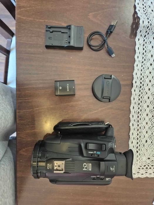 Canon Legria HF G40 | kamera | bateria + ładowarka | w pełni sprawna
