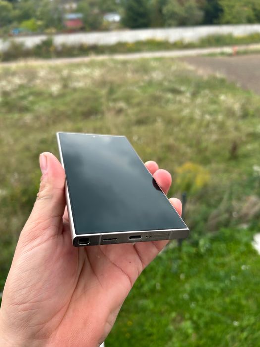 Wyświetlacz LCD Samsung Galaxy S24 ultra z ramką oryginał