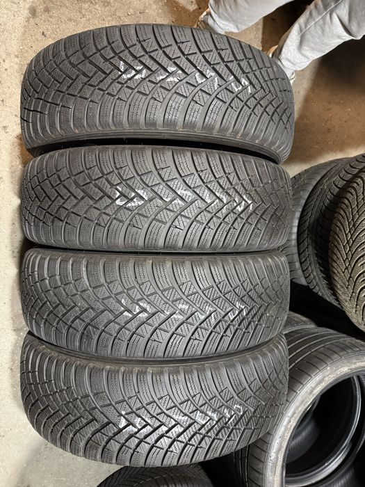 Opony zimowe 205/65/16 Hankook 4szt 7,7mm 2023r