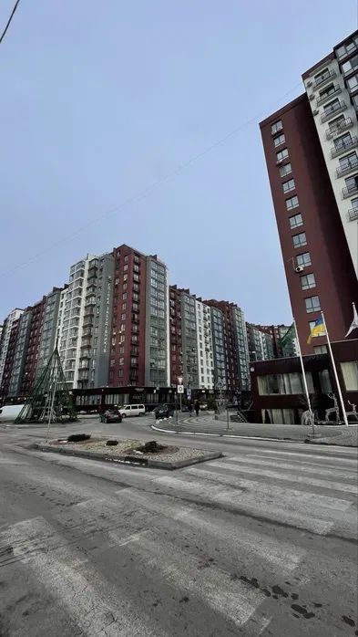 Сучасний гараж в одному з найрозвиненіших житлових комплексів