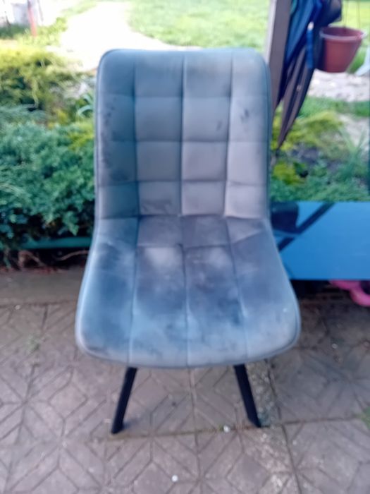 Стiльцi кiмнатнi