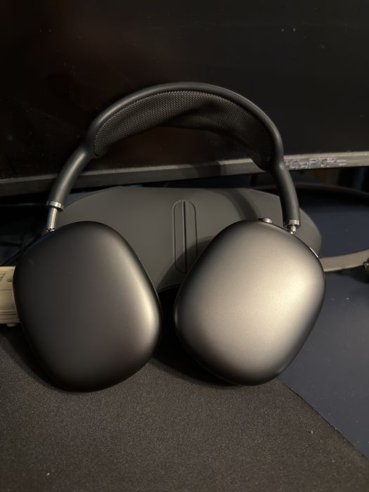 Słuchawki Apple AirPods Max