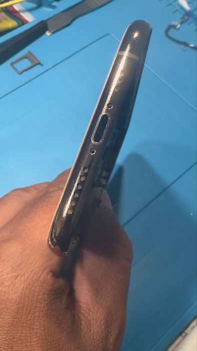Carcaça traseira iphone xs dourado