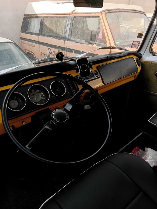 Volkswagen T2 / T2a (Early Bay)