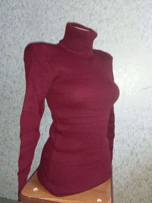 Нові теплі жіночі гольфи