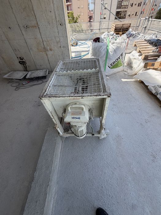 Maquina de reboco projetado c/ assecorios