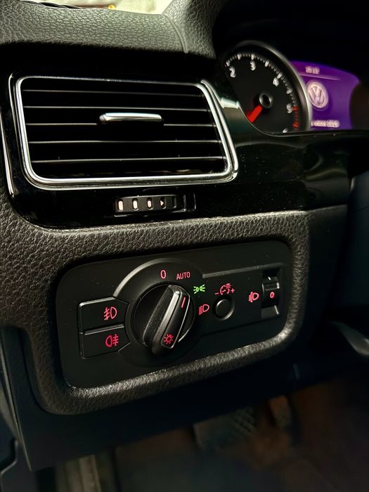 Продам автомобіль Volksvagen Touareg