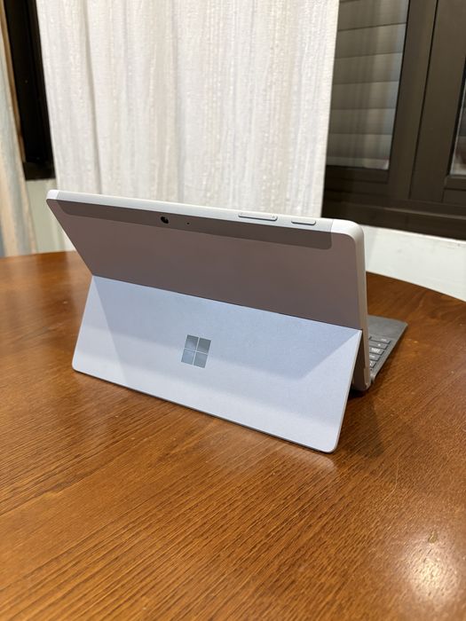 Microsoft Surface Go 2 8GB/128GB + Teclado + Rato Microsoft