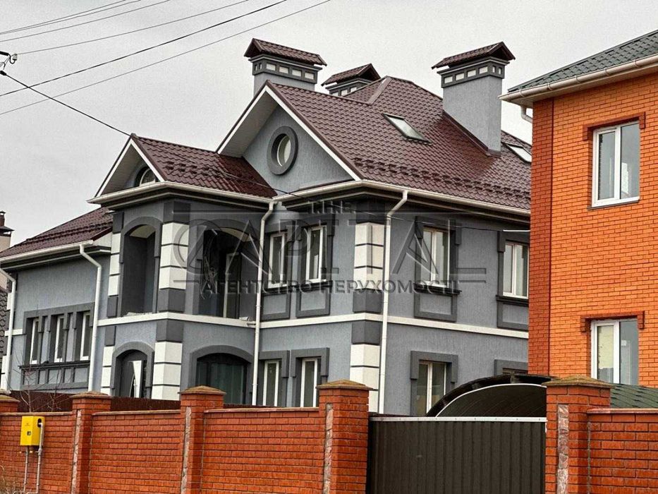 Продаж / Будинок / Гора / вул. Квітнева, 33