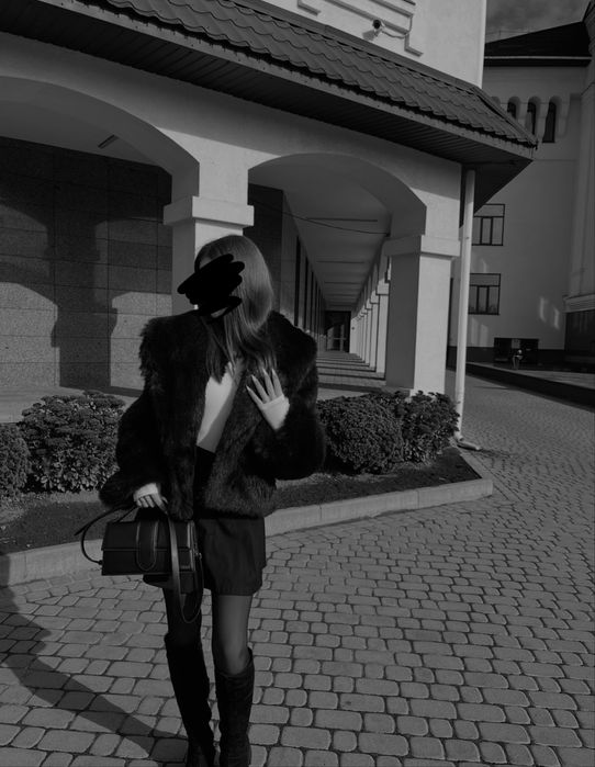 Шуба натуральна, розмір 42,(s), тепла та дуже стильна