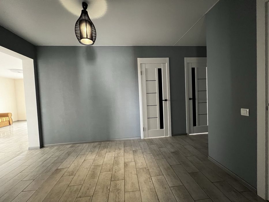 Продаж будинку. Дюплекс. Луначарка.