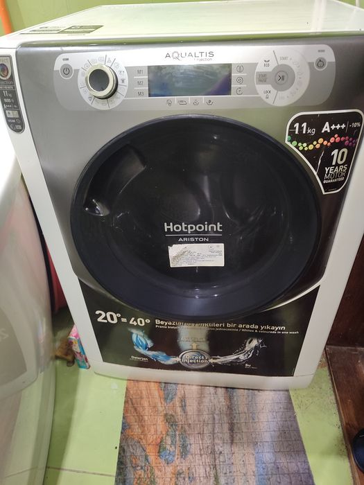 Пральна машина Hotpoint Ariston Aqualtis AQ114D 697D EU/B, 11 кг, 1600 об/хв
