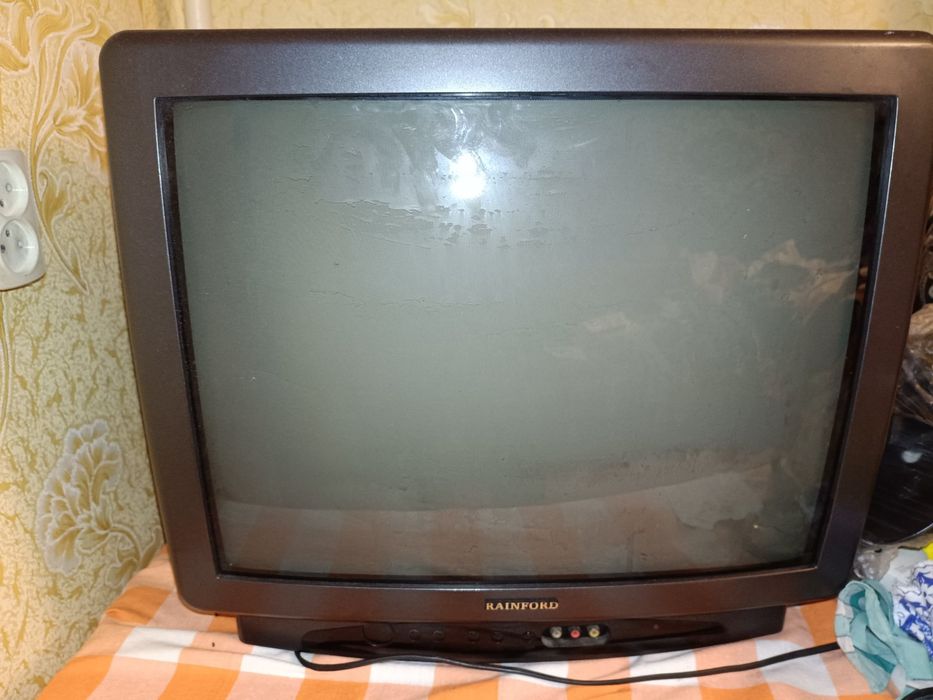 Телевізор Rainford на запчастини або під ремонт