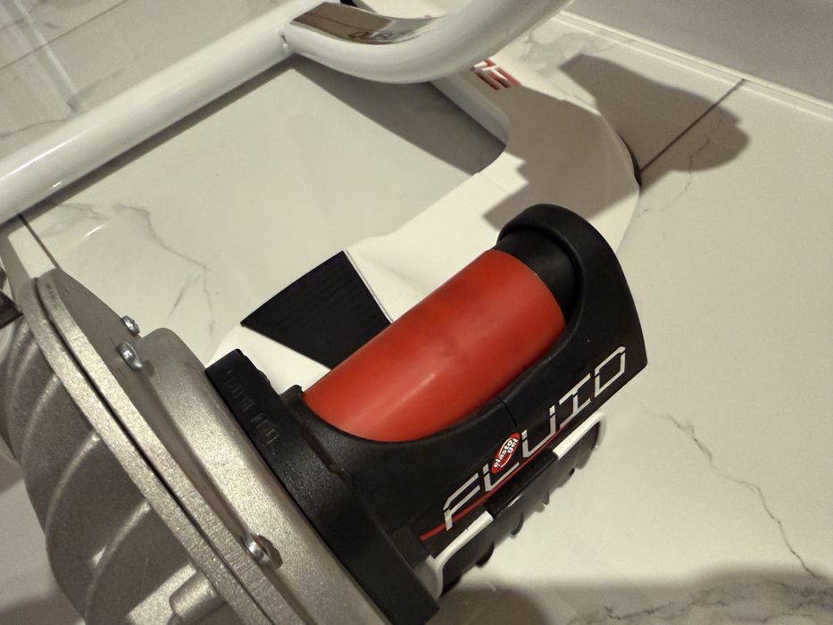 Trenażer  Elite Quebo Fluid trenazer domowy misuro