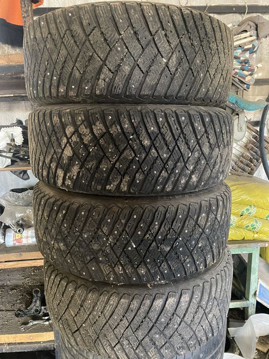 Зимняя резина 235/50 R18