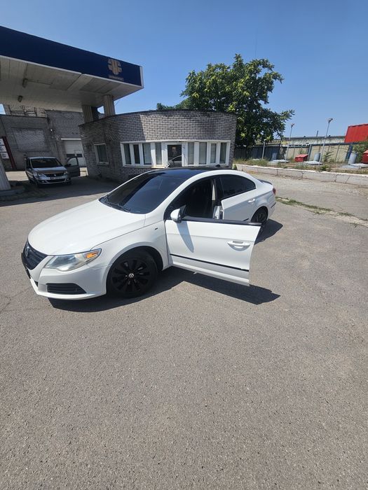 Volkswagen CC 2010г.