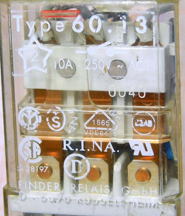 Przekaźnik 24V DC 10A R15 60,13 FINDER z podstawką [0RK]1
