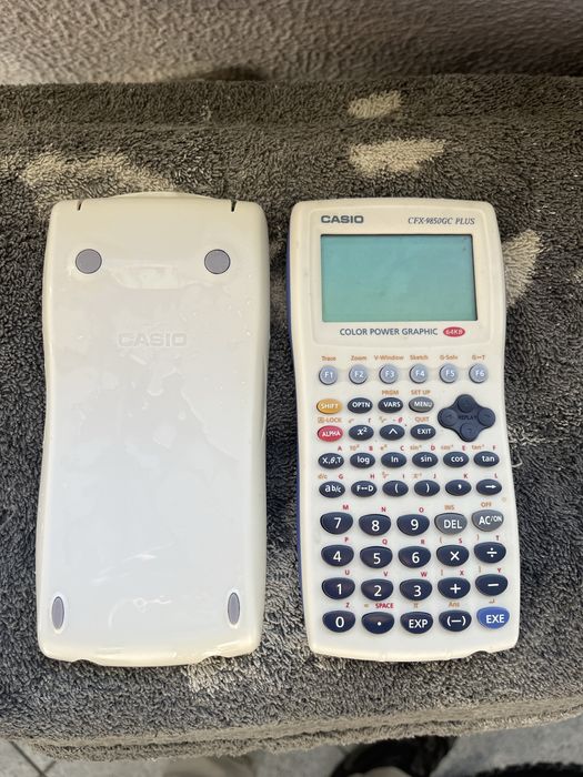 Calculadora grafica CFX-9850GB Plus