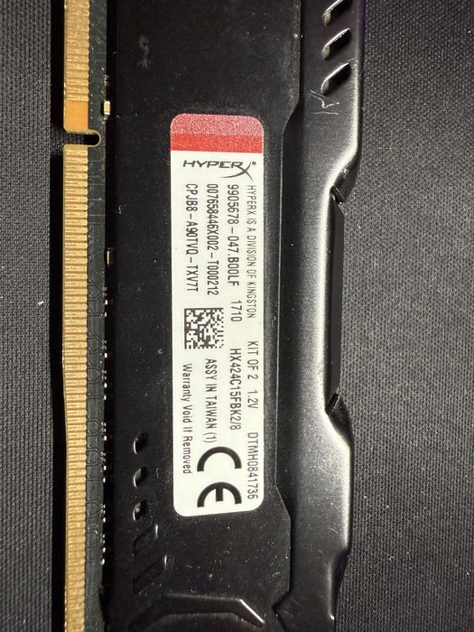 Продам оперативну память 4 GB DDR4