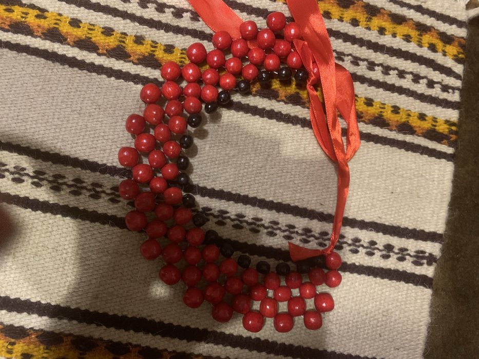 Продам намисто з дерева