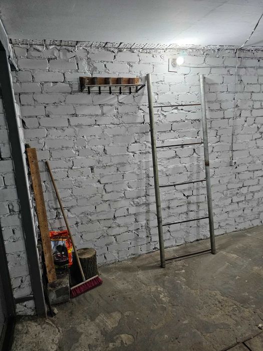 Здається в оренду гараж в АК КЕРМО (віул.Заводська 1-Б)