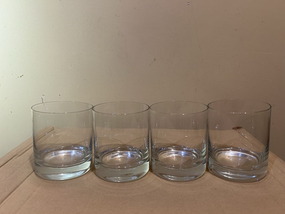 Szklanki przezroczyste