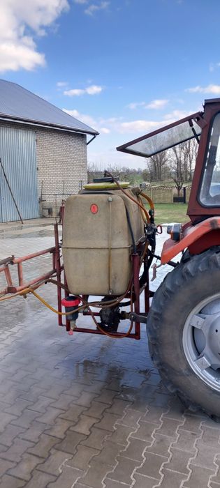 Sprzedam opryskiwacz  zawieszany 12m  400l