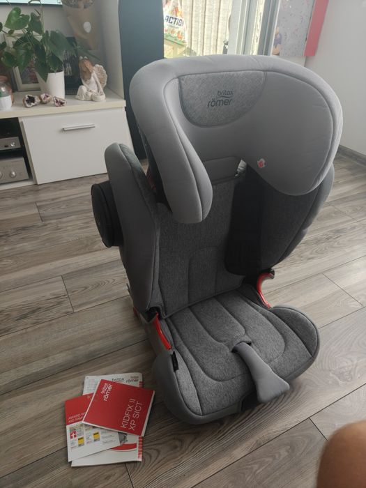 Britax Römer Kidifix II XP SICT
