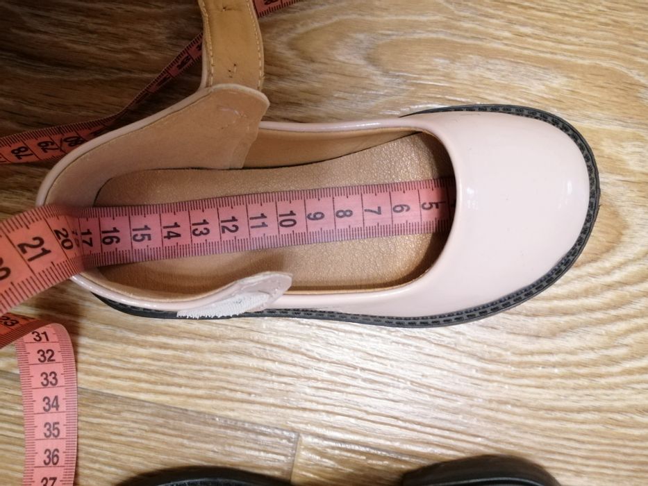 Туфлі для дівчинки