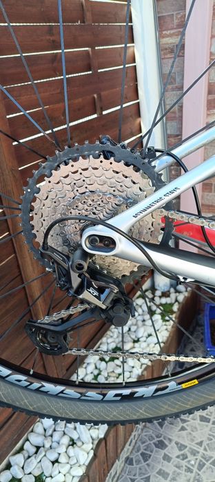 Canyon 29 com grupo de 12v
